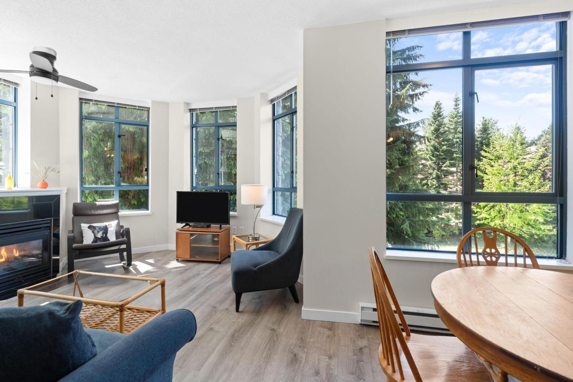 Alpenglow Lodge Bear Wonder One Bedroom By Mva Whistler Exteriör bild
