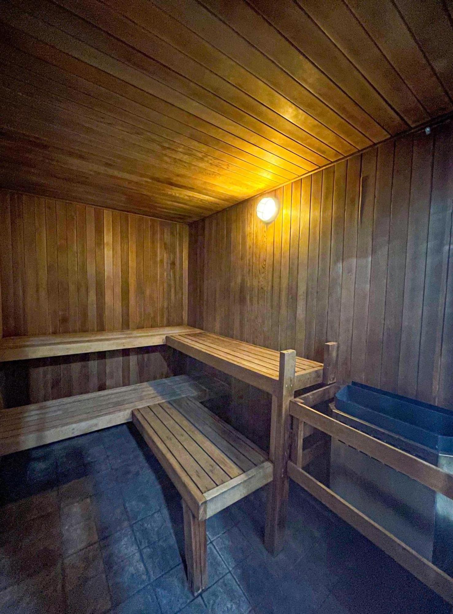 Alpenglow Lodge Bear Wonder One Bedroom By Mva Whistler Exteriör bild