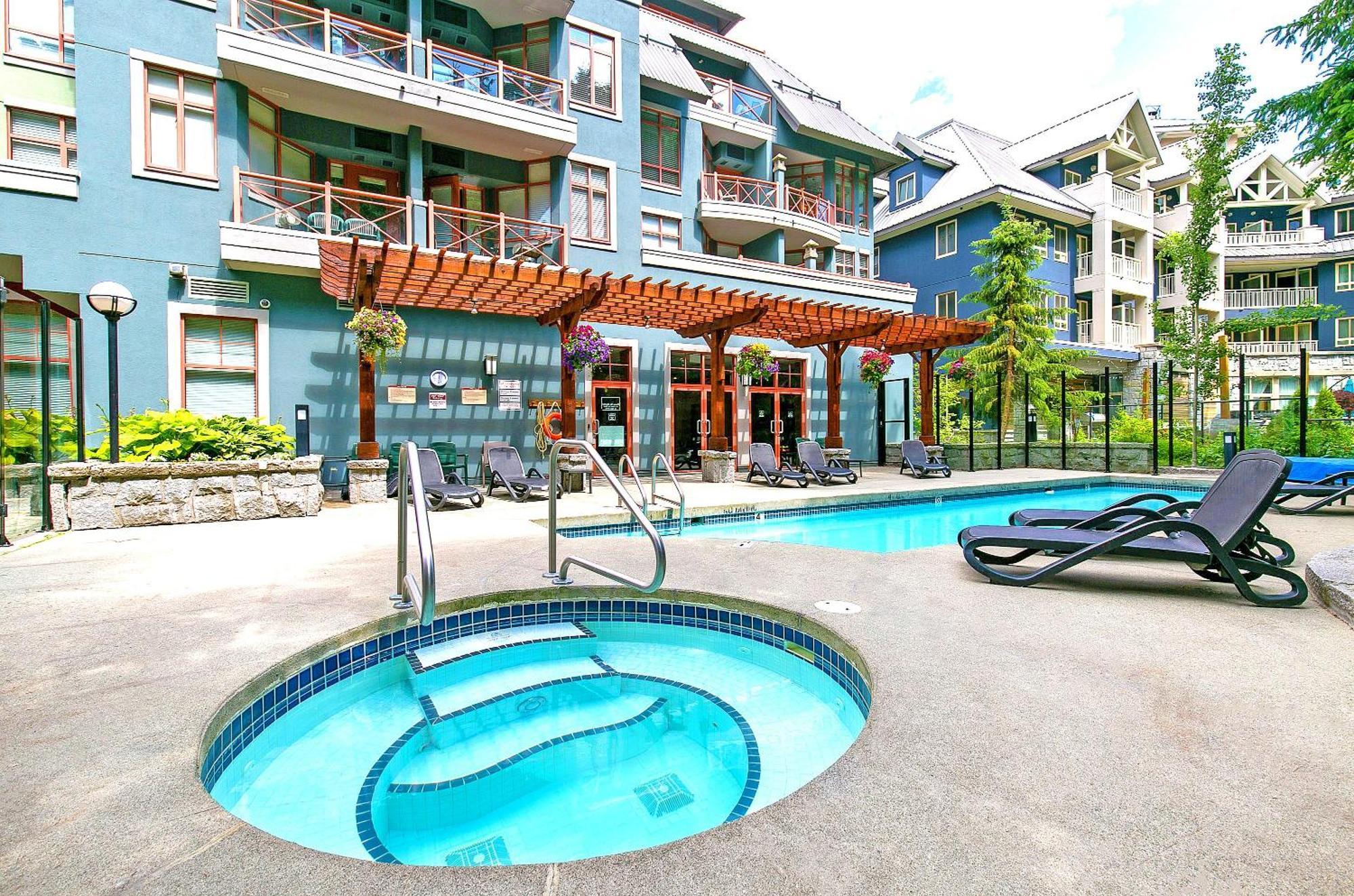 Alpenglow Lodge Bear Wonder One Bedroom By Mva Whistler Exteriör bild