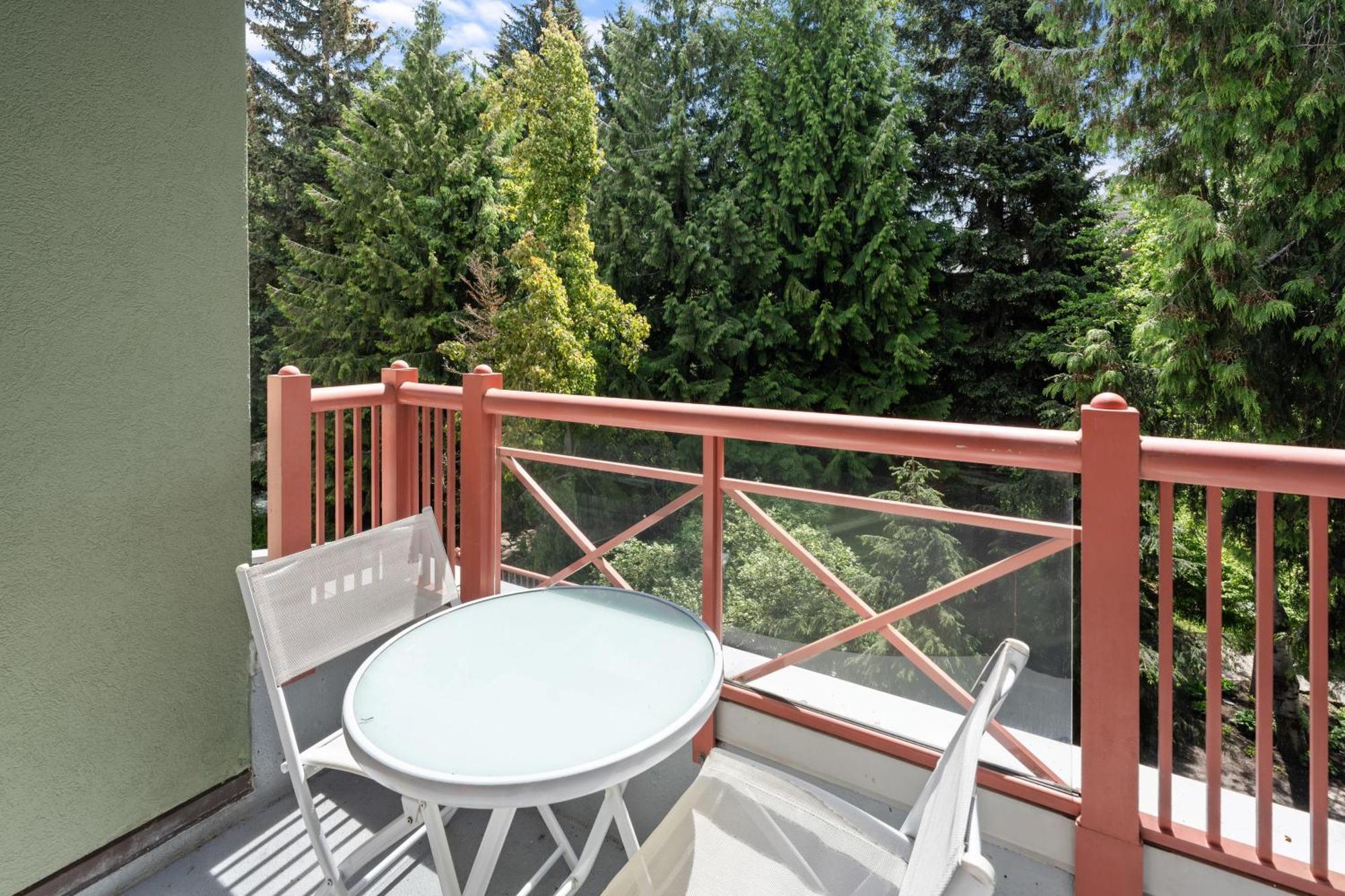 Alpenglow Lodge Bear Wonder One Bedroom By Mva Whistler Exteriör bild